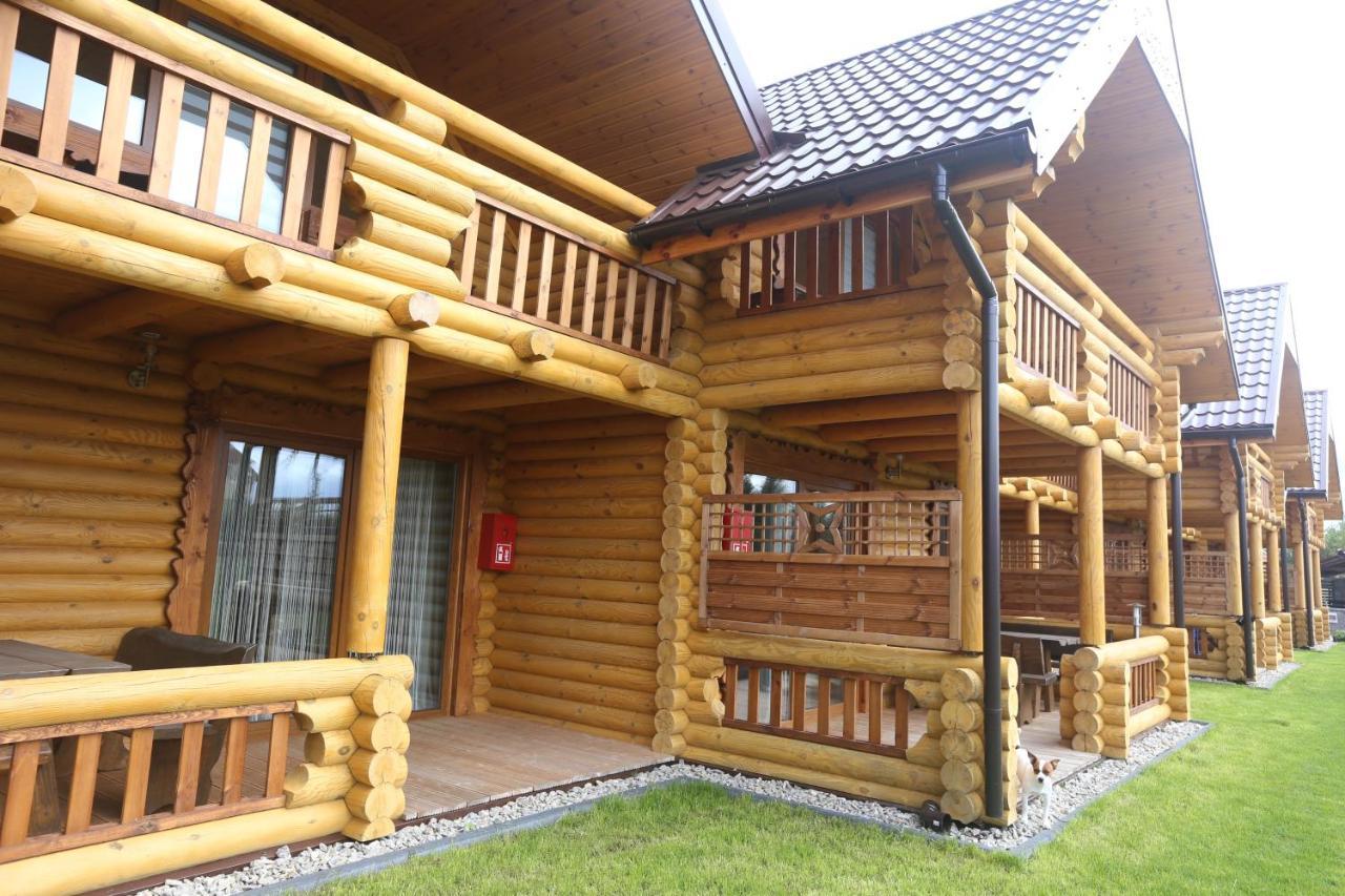 Sosnowe Domki Rewal Esterno foto
